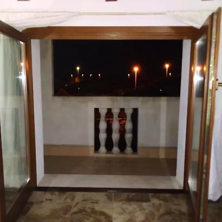 ベッド・アンド・ブレックファスト Bellavista 3*